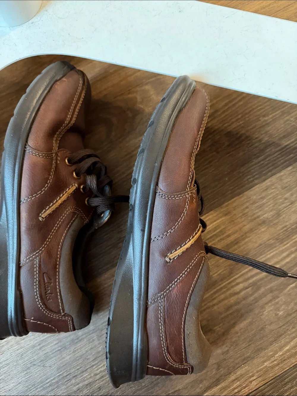 Clarks Men's Brown Lace-Up Leather Slip-On Loafers men’s size 8